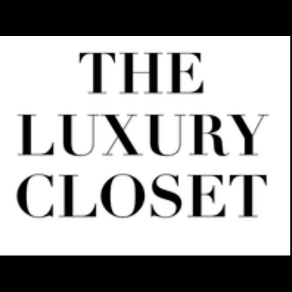 Meet your Posher, The Luxury Closet - Picture 1 of 1